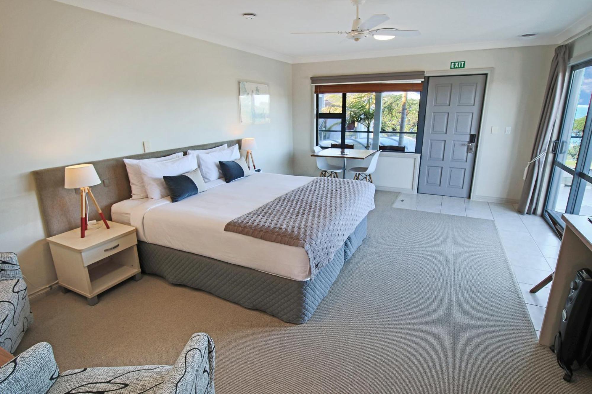 Whangaparaoa Lodge Exterior foto