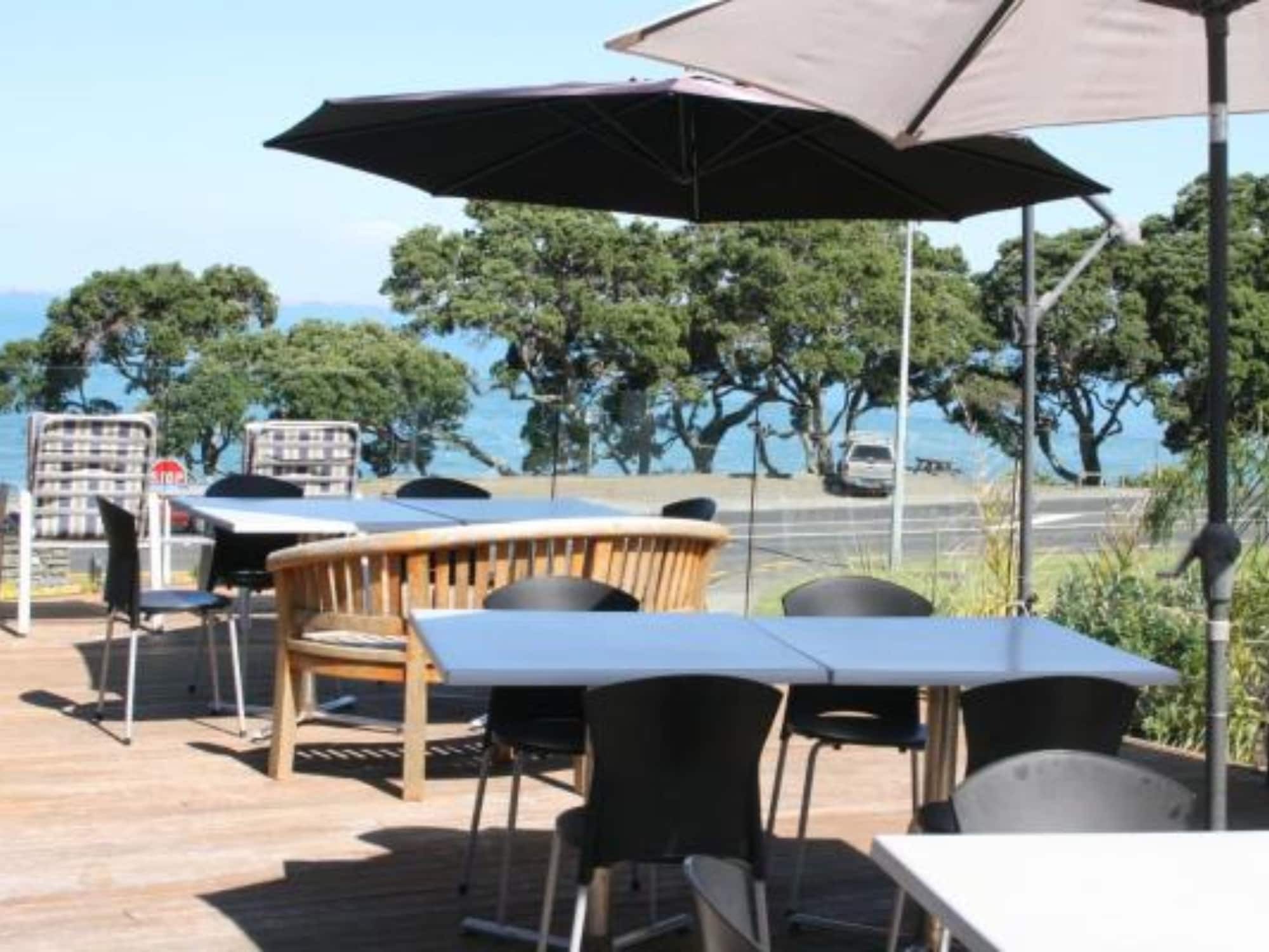 Whangaparaoa Lodge Exterior foto